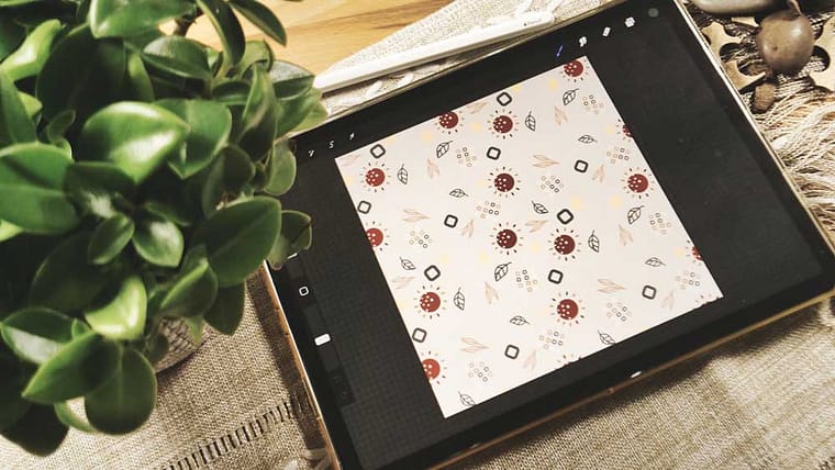 Use Patterns to enhance your Artwork in Procreate